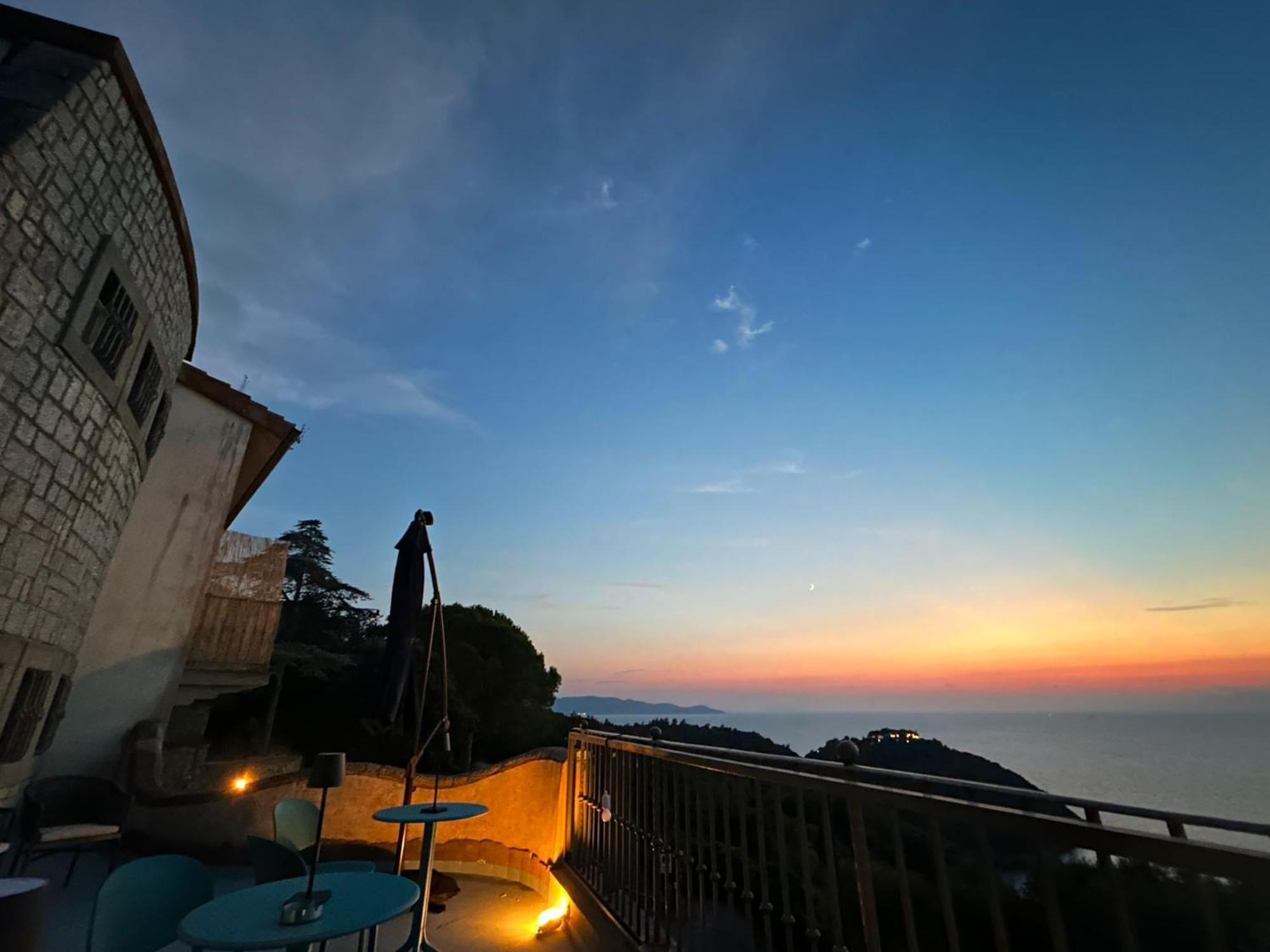 Villa Velta Sea Sunset Porto Santo Stefano  Exterior photo